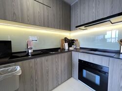 Eastwood Centre (D16), Apartment #585590491
